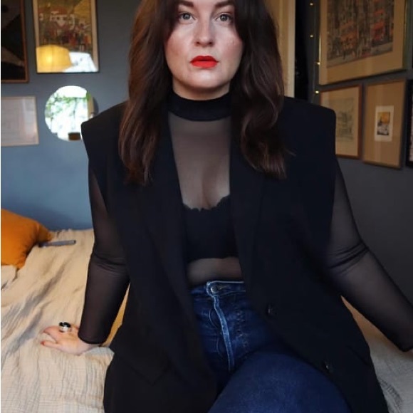 🎉MESH LONG SLEEVE BODY MESH MANIA size Large fits like a Medium. - Picture 2 of 13